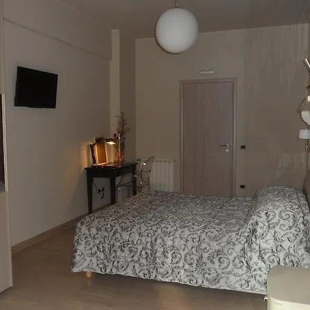 Gemelli Gæstehus 3*